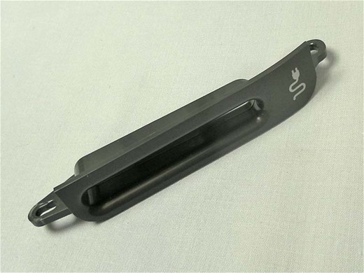CORD ENTRY MOULDING-PRINTED KV