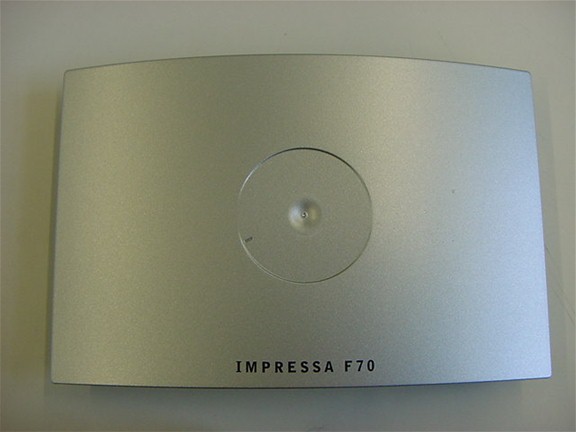 Frontblende F70 mitte platin
